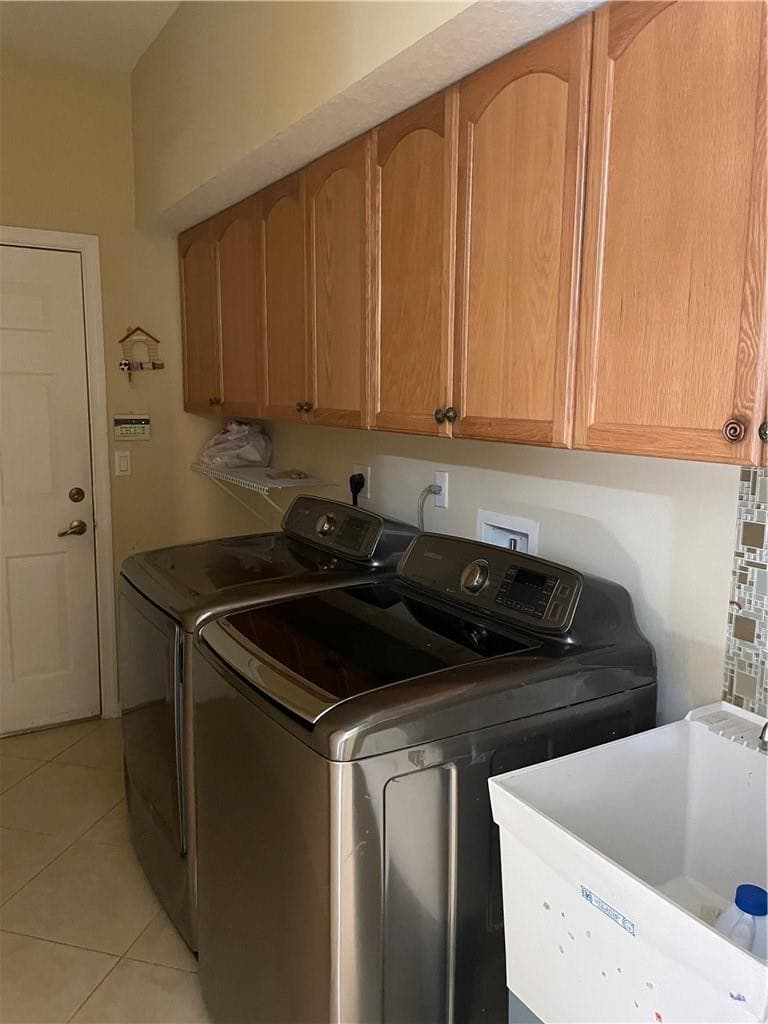 Single Family Residence in Lake Worth — photo 10 of 31