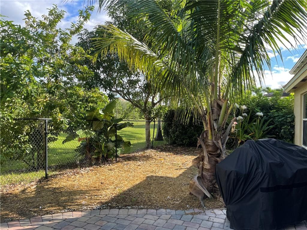 Single Family Residence in Lake Worth — photo 17 of 31