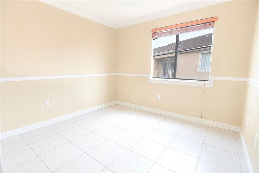 1178 NW 124th Avenue 2311, Miami, FL 33182 — photo 8 of 16