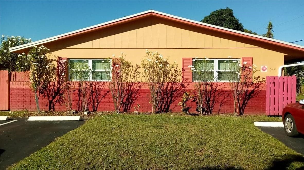 5211 NW 16th Street C, Lauderhill, FL 33313 — photo 1 of 3