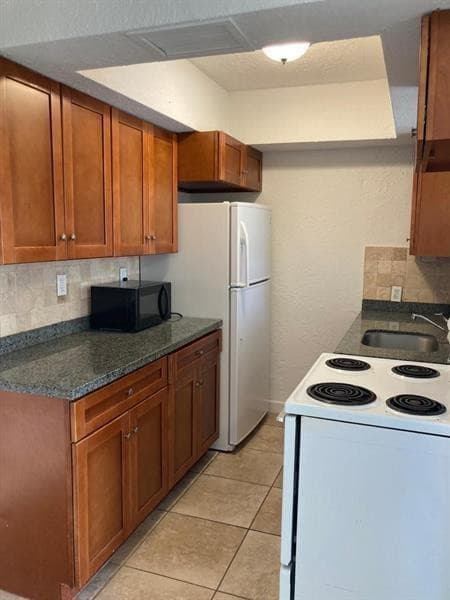 513 SW 2nd Court 3, Pompano Beach, FL 33060 — photo 2 of 6