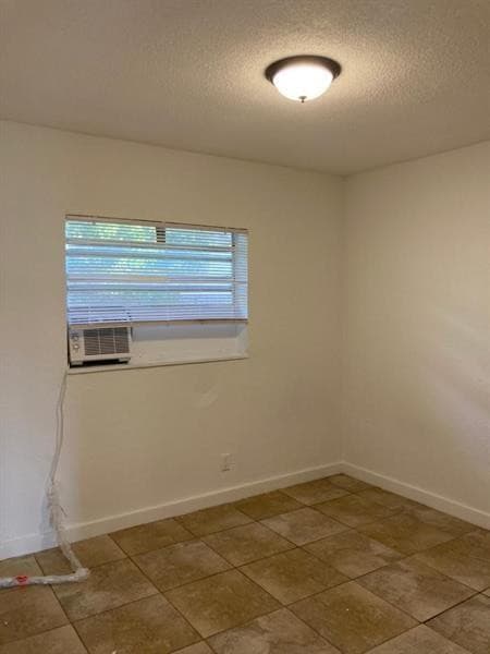 513 SW 2nd Court 3, Pompano Beach, FL 33060 — photo 5 of 6