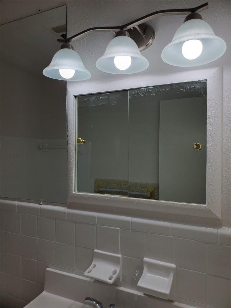 1713 SW 11th Court 2, Fort Lauderdale, FL 33312 — photo 5 of 6