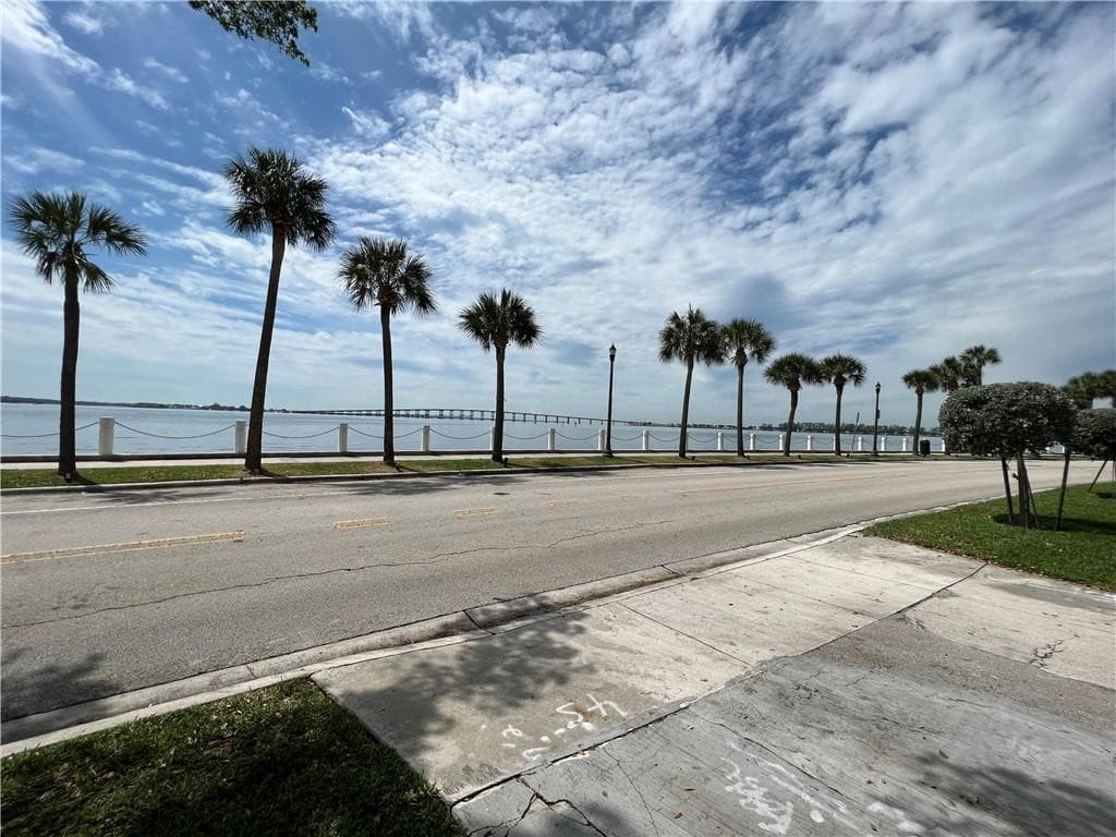 1440 Brickell Bay Drive 606, Miami, FL 33131 — photo 15 of 17