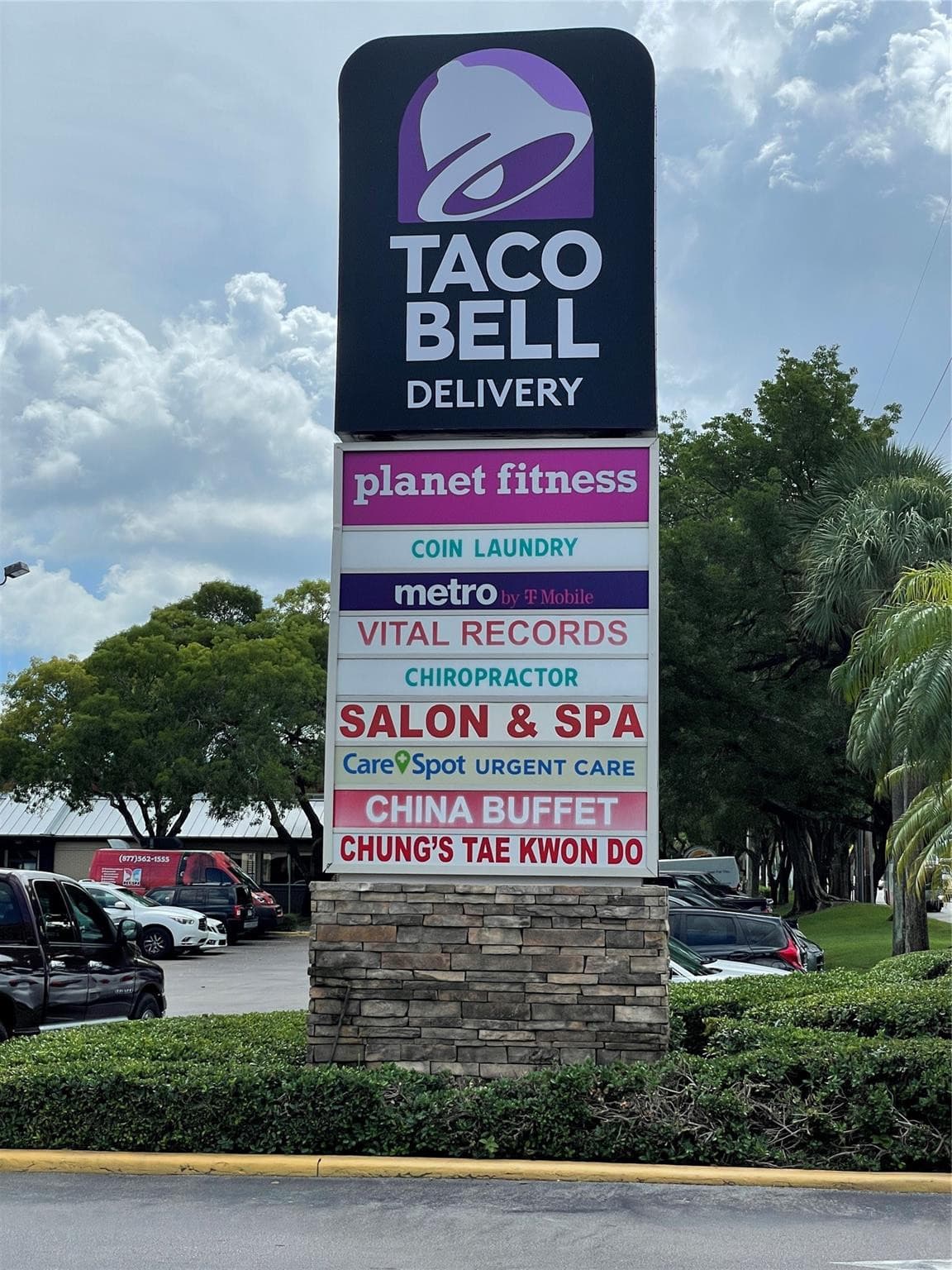 18606 NW 67th Avenue, Hialeah, FL 33015 — photo 26 of 33