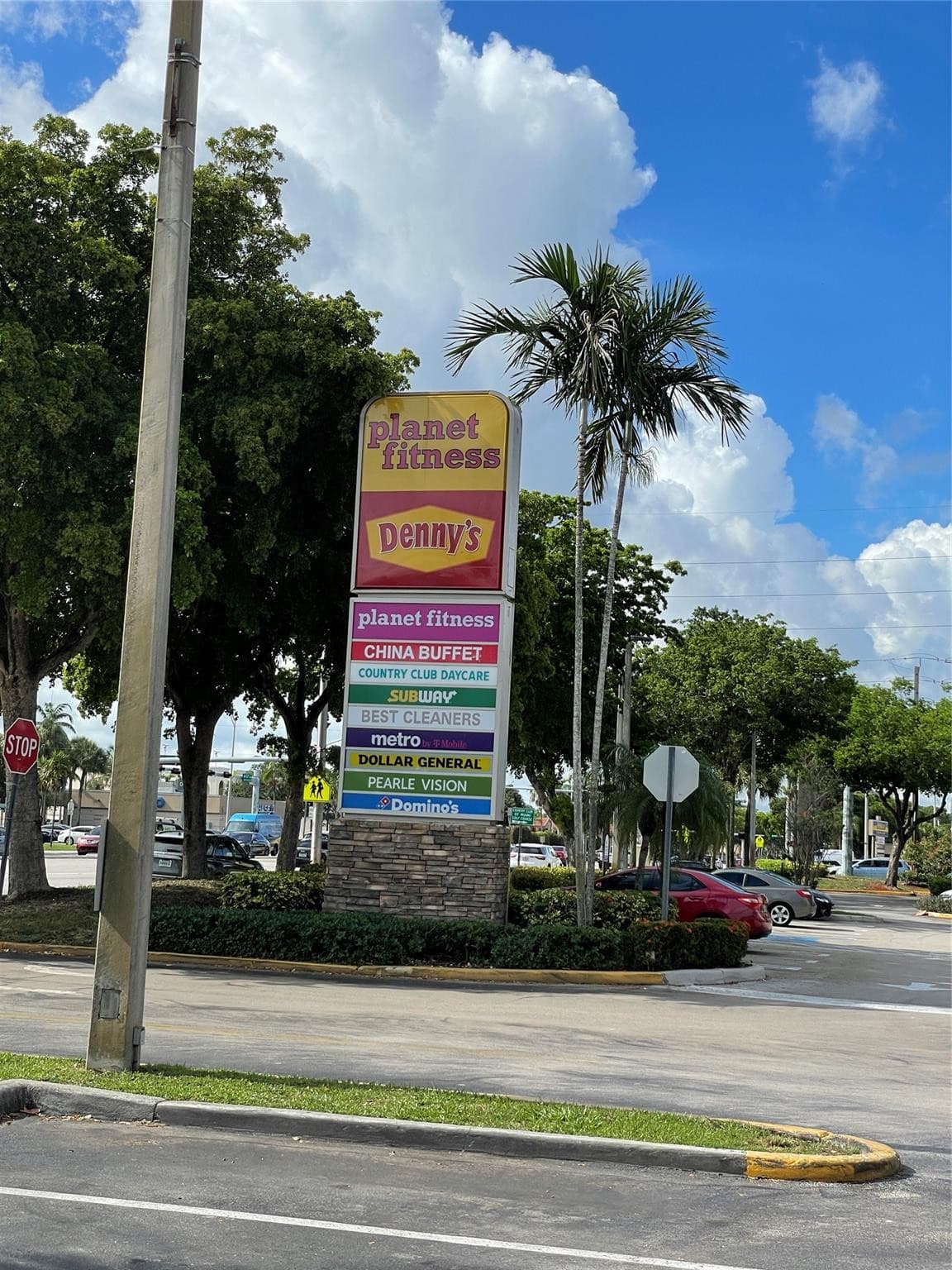 18606 NW 67th Avenue, Hialeah, FL 33015 — photo 32 of 33