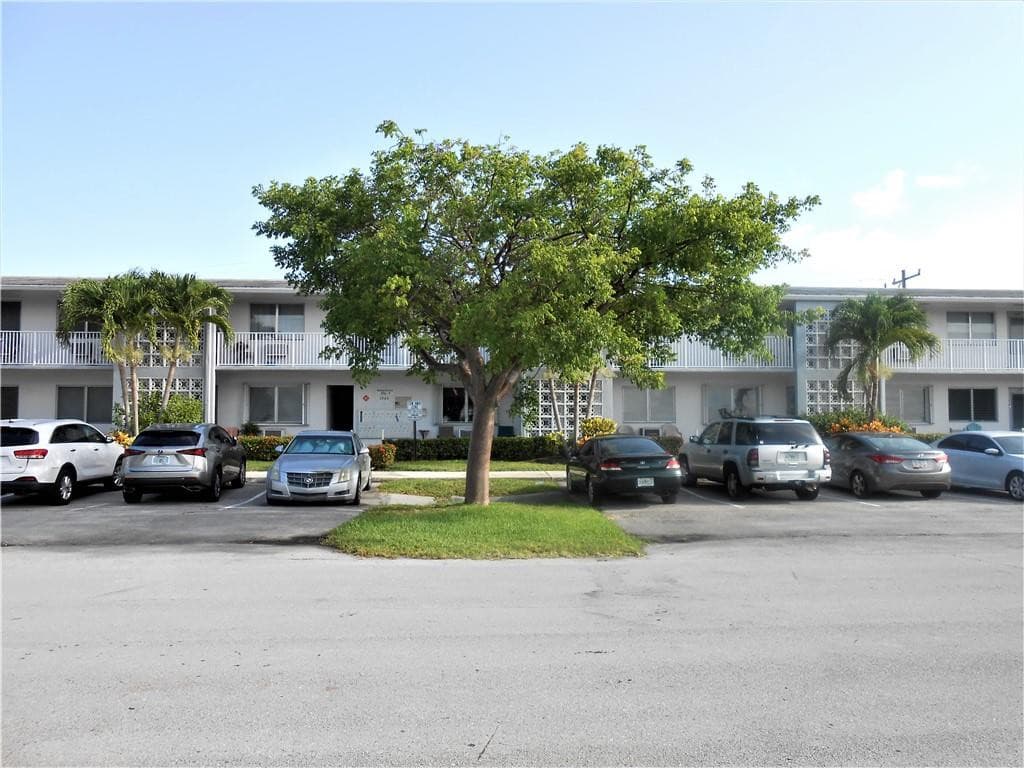 1920 NE 51st Court 209, Fort Lauderdale, FL 33308 — photo 1 of 1