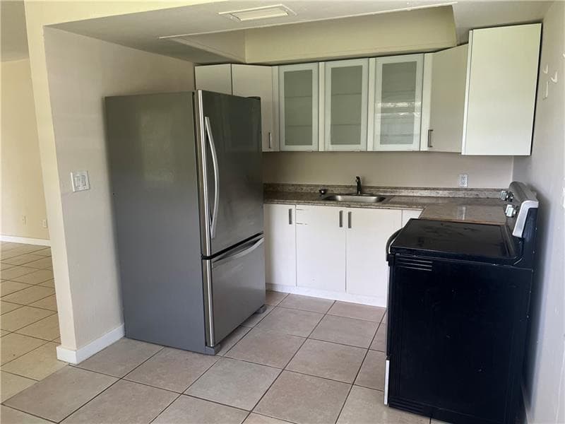 Apartment in Pompano Beach — photo 2 of 6