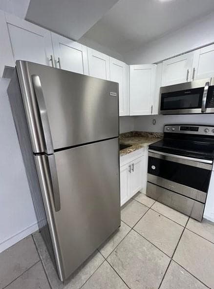 Apartment in Pompano Beach — photo 1 of 7