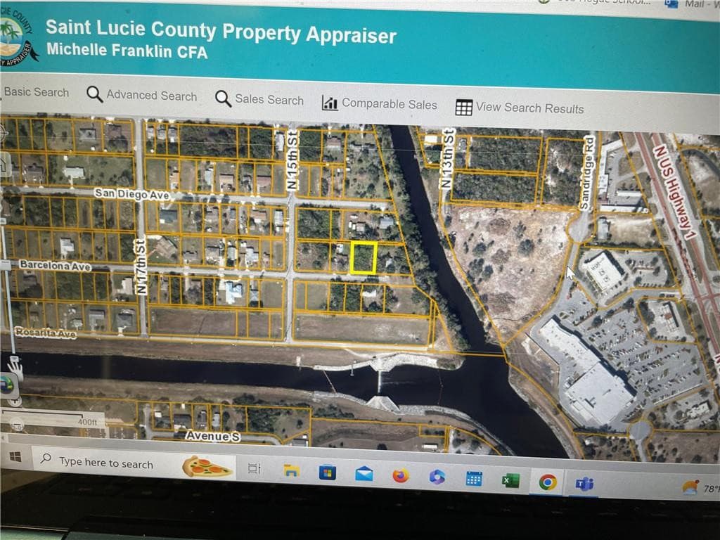 O O Barcelona Avenue, Fort Pierce, FL 34946 — photo 3 of 5