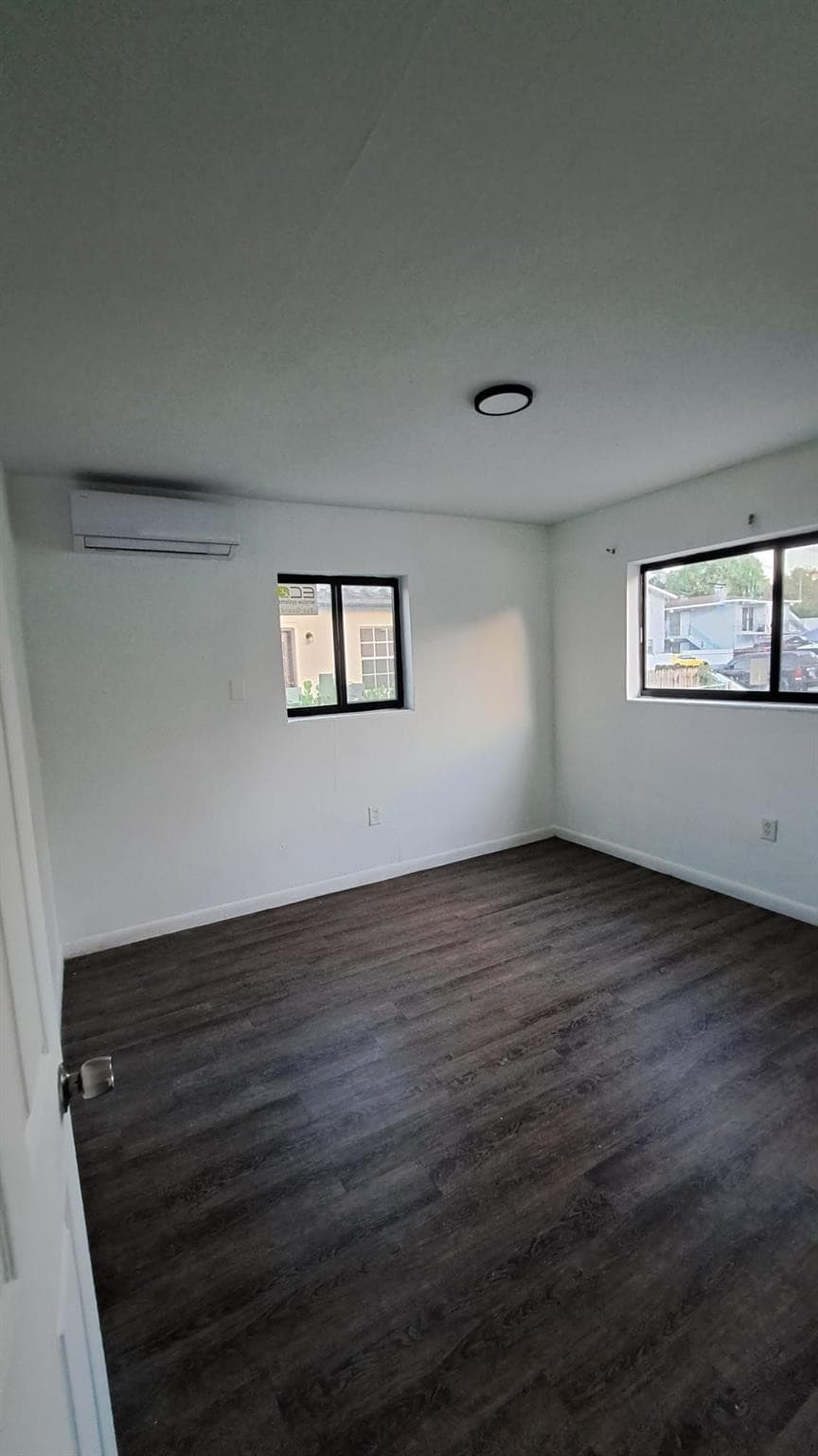 1027 SW 3rd Street, Miami, FL 33130 — photo 6 of 9