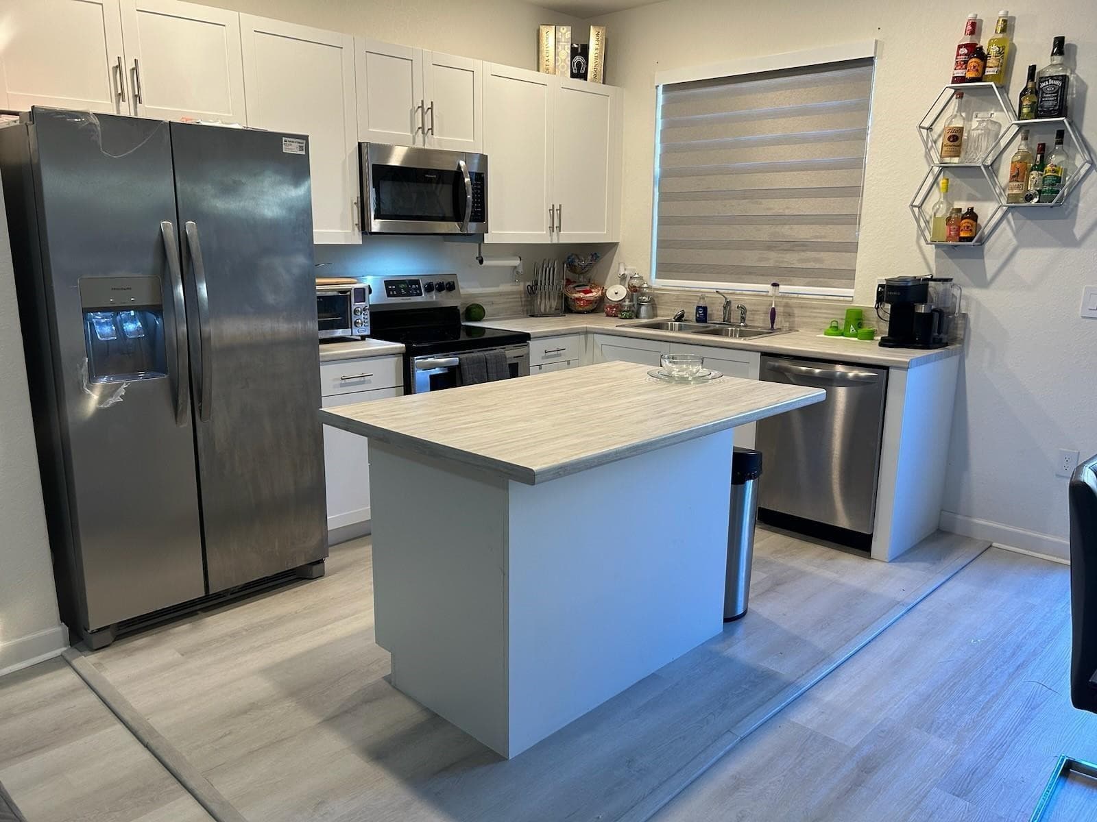 851 NE 211th Street, Miami, FL 33179 — photo 6 of 8