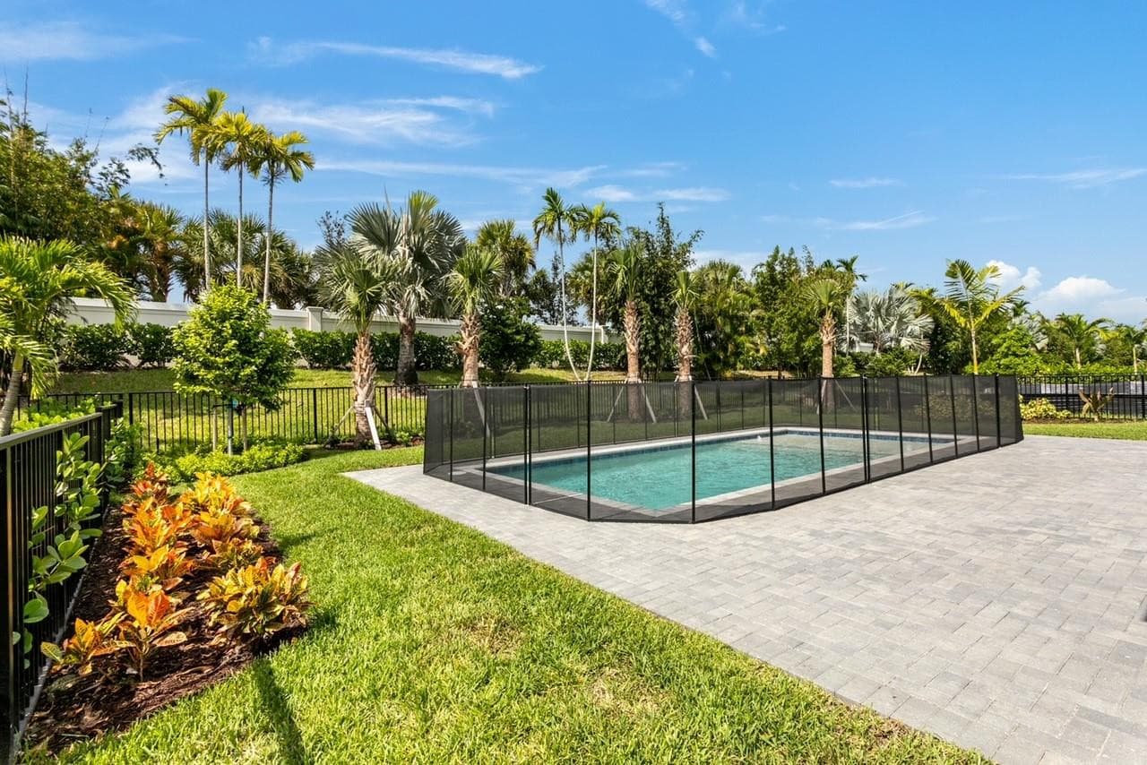 9224 Crestview Circle, Palm Beach Gardens, FL 33412 — photo 21 of 47