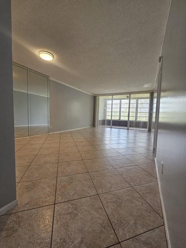Condominium in Tamarac — photo 7 of 22