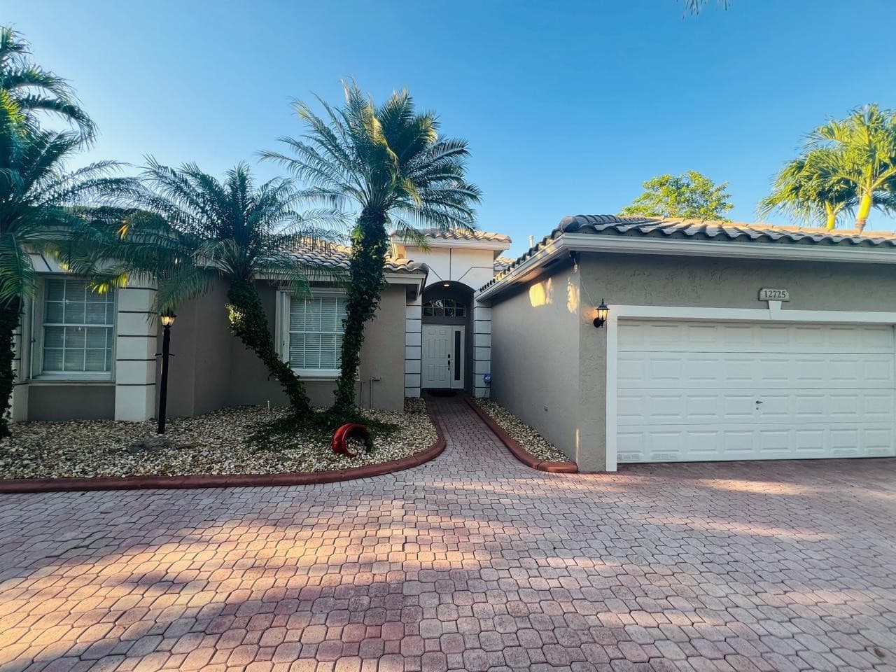 12725 NW 18th Court, Pembroke Pines, FL 33028 — photo 8 of 38