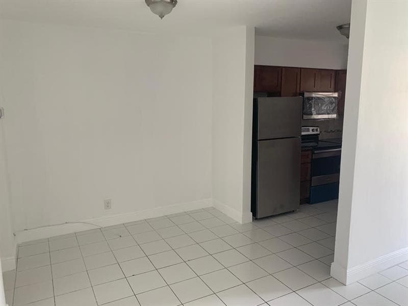 Apartment in Fort Lauderdale — photo 4 of 5
