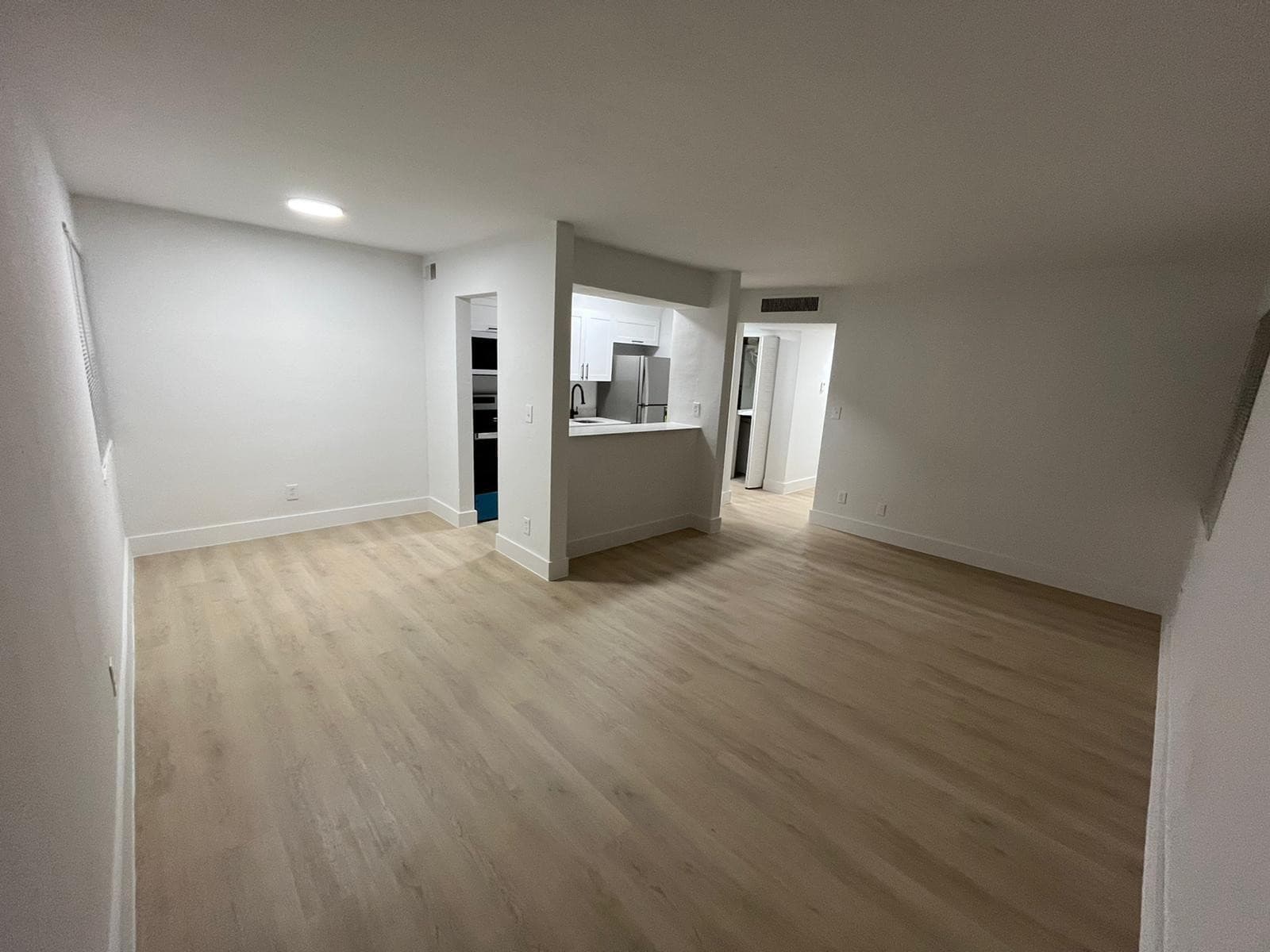 1000 NW 95th Terrace 202, Miami, FL 33150 — photo 1 of 7