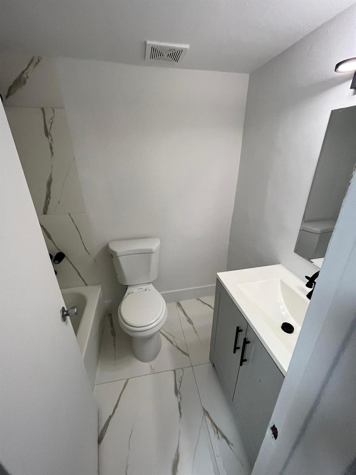 1000 NW 95th Terrace 202, Miami, FL 33150 — photo 6 of 7
