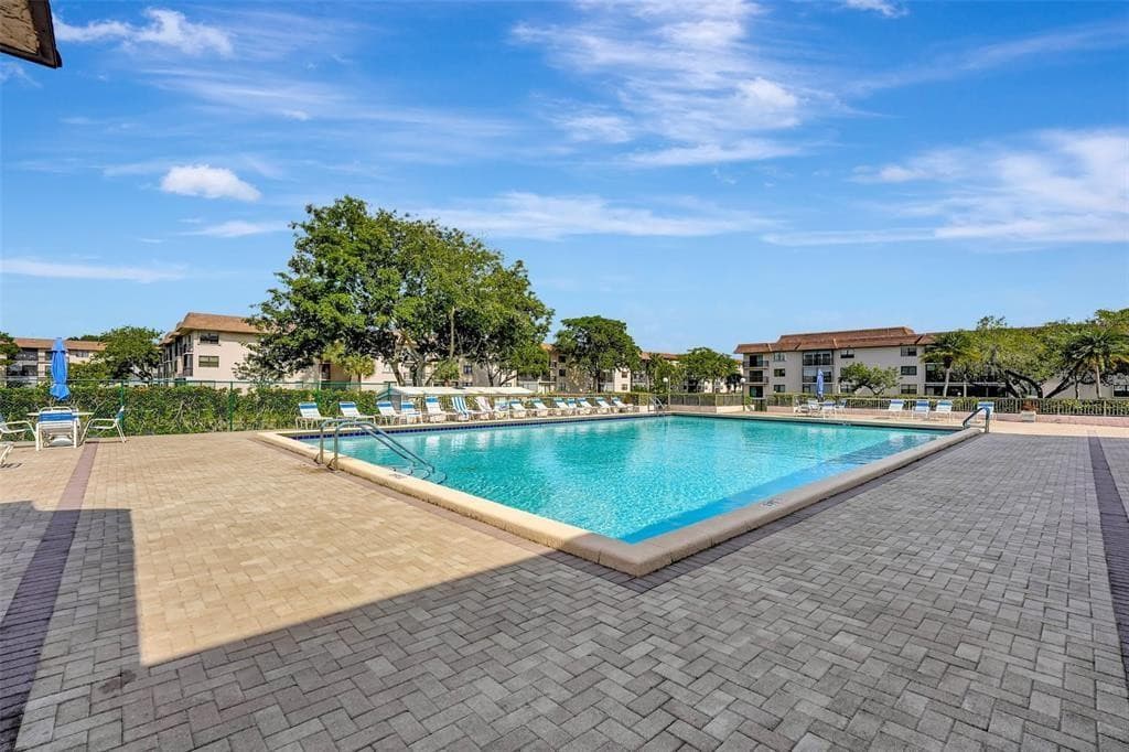 6095 N Sabal Palm Boulevard 212, Tamarac, FL 33319 — photo 22 of 40