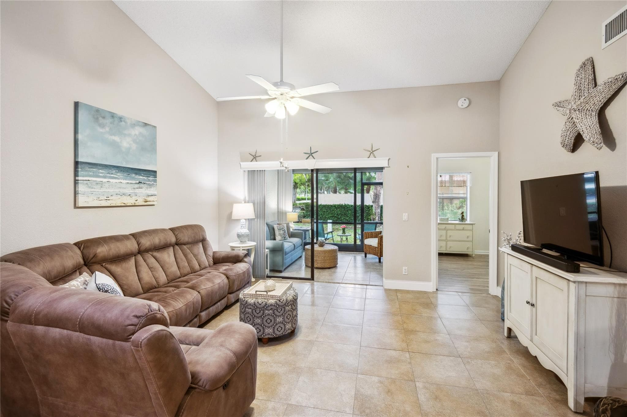 35 Centennial Court, Deerfield Beach, FL 33442 — photo 3 of 30