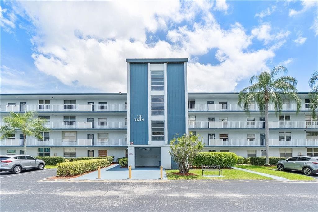 7684 NW 18th Street 101, Margate, FL 33063 — photo 23 of 31