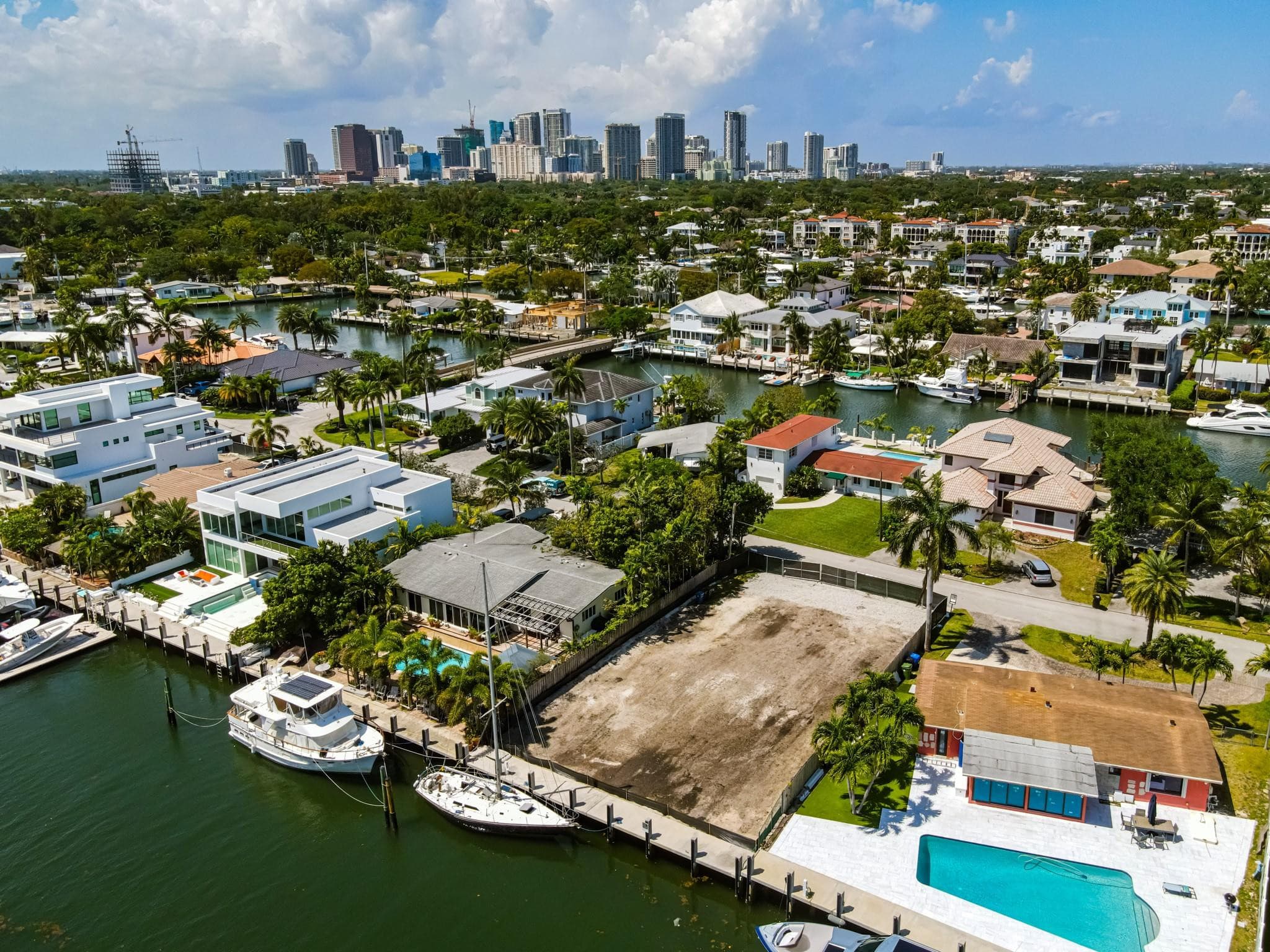 1524 SE 14th Street, Fort Lauderdale, FL 33316 — photo 3 of 9
