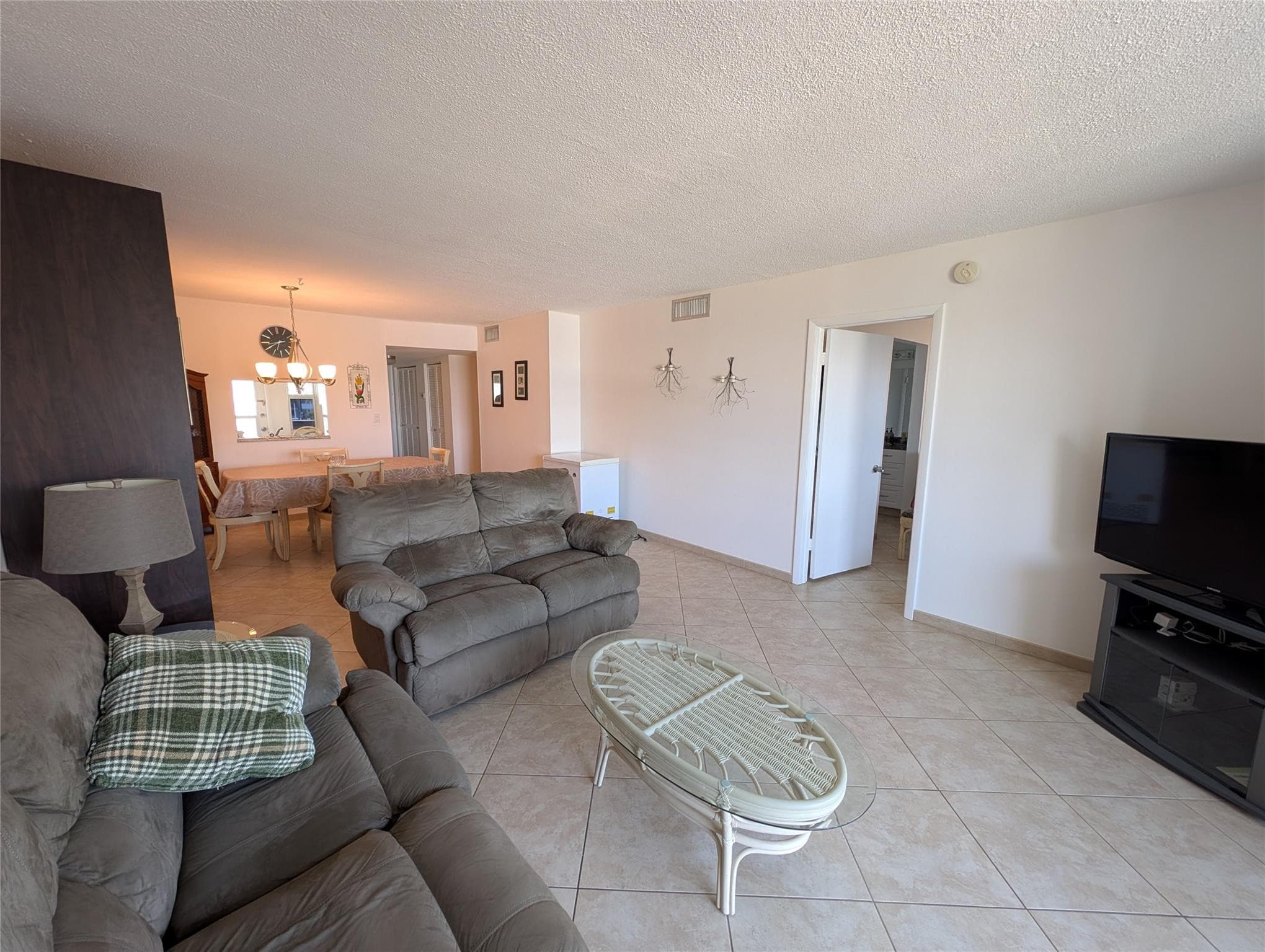 1893 S Ocean Drive 405, Hallandale Beach, FL 33009 — photo 4 of 11
