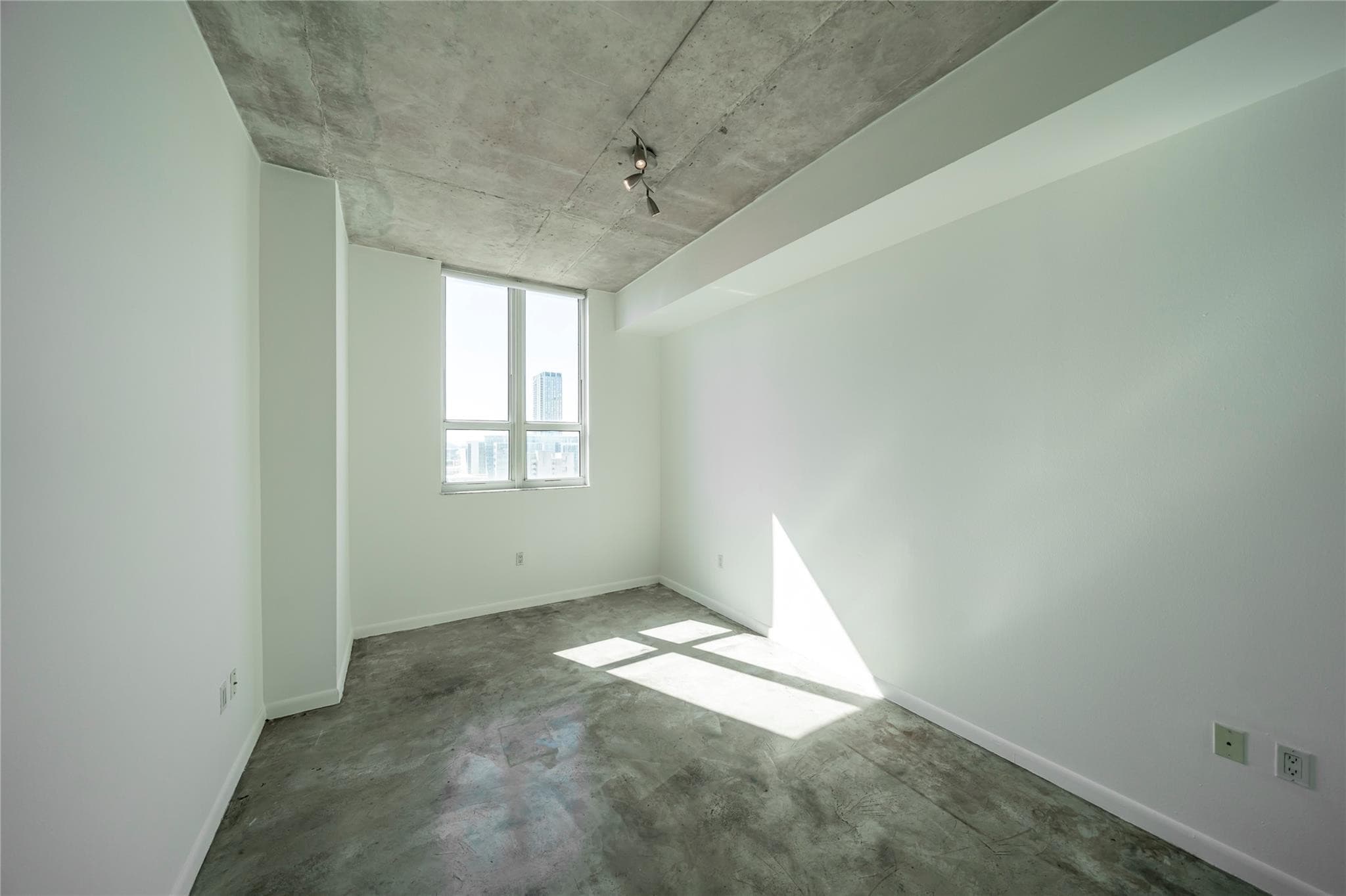 234 NE 3rd Street 2007, Miami, FL 33132 — photo 13 of 24