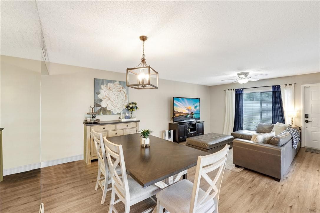 534 NW 98th Avenue 4, Plantation, FL 33324 — photo 7 of 32