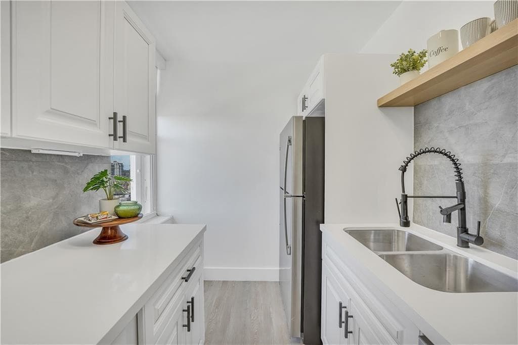 888 Intracoastal Drive 14F, Fort Lauderdale, FL 33304 — photo 11 of 28