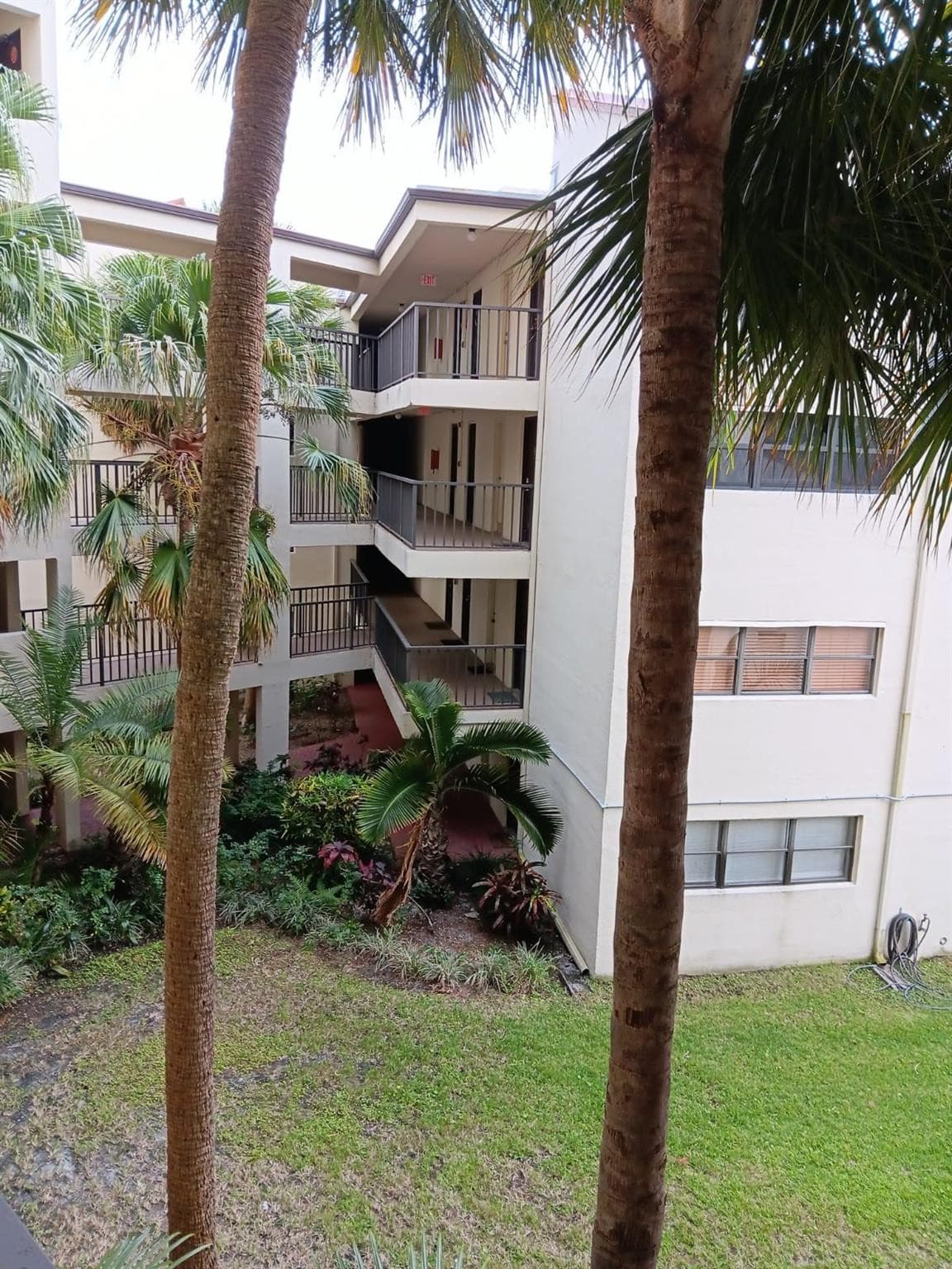 2304 S Cypress Bend Drive 313, Pompano Beach, FL 33069 — photo 2 of 14