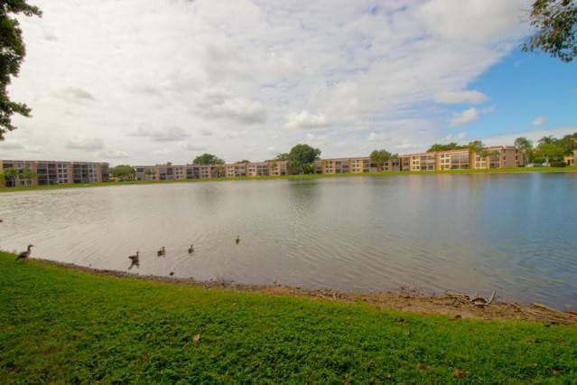 6007 Coral Lake Drive 107, Pompano Beach, FL 33063 — photo 11 of 13