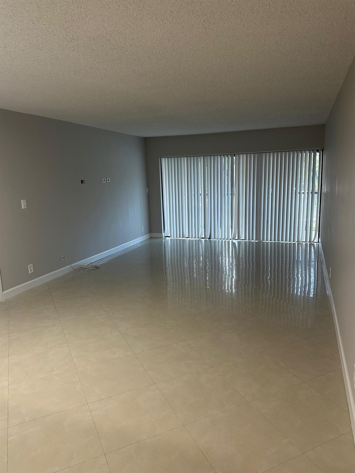Condominium in Weston — photo 2 of 14