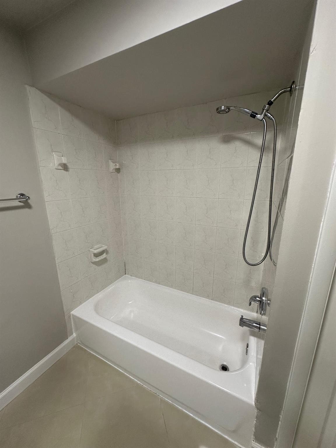 Condominium in Weston — photo 13 of 14