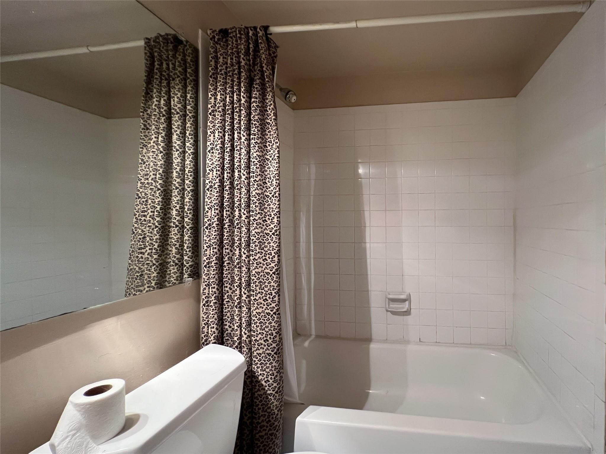 4035 Cambridge B 4035, Deerfield Beach, FL 33442 — photo 11 of 18