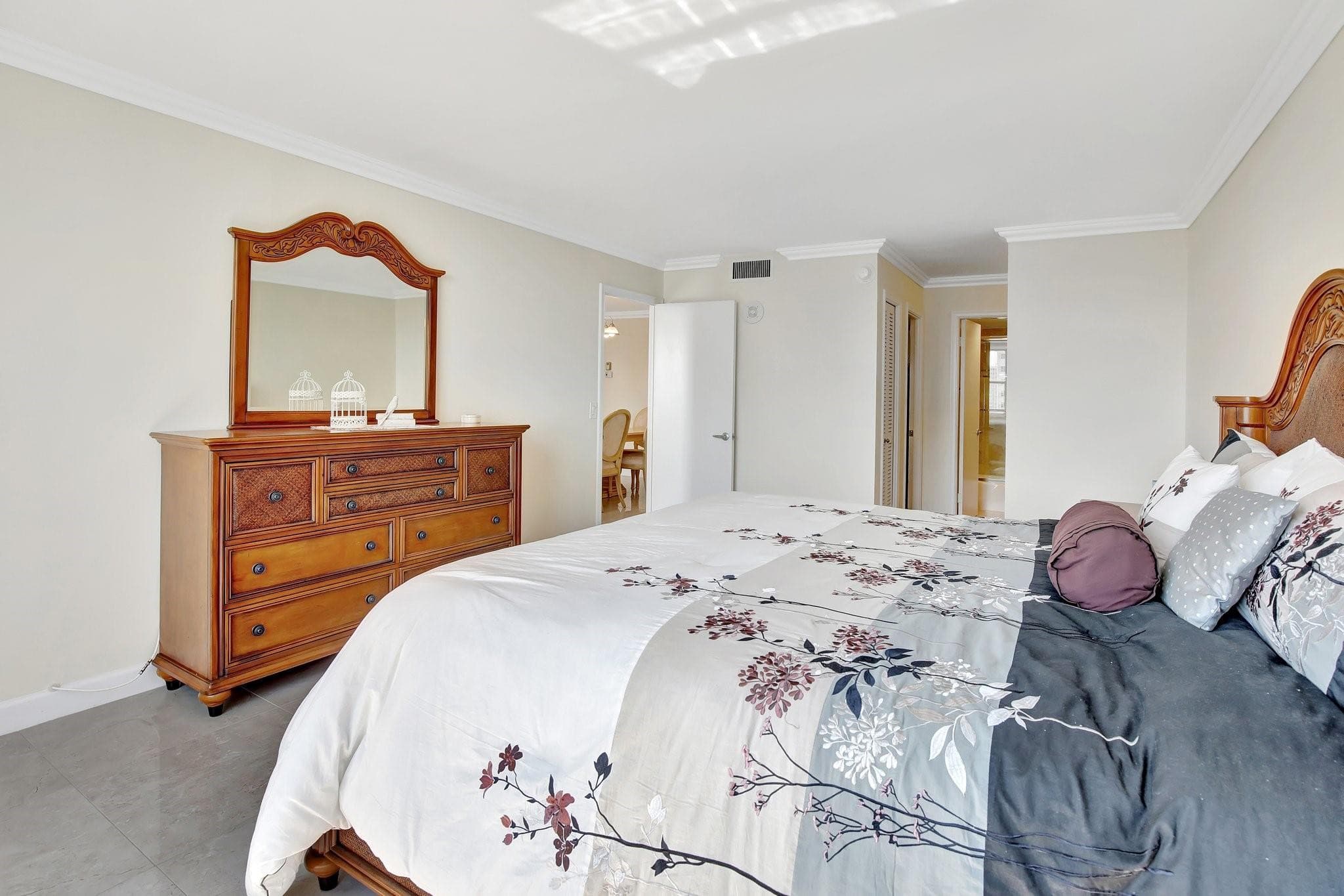 2000 S Ocean Boulevard 7J, Lauderdale-By-The-Sea, FL 33062 — photo 43 of 90