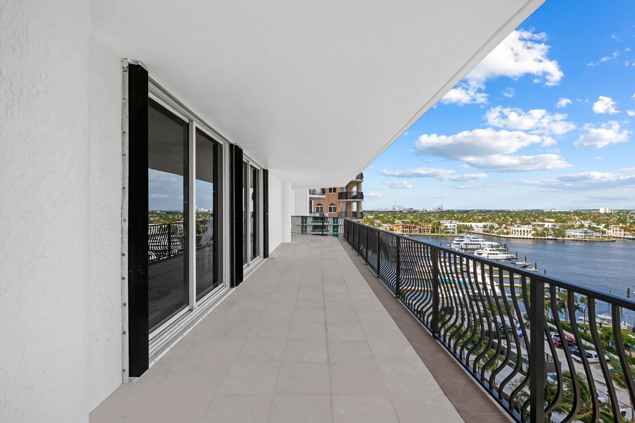 Condominium in Fort Lauderdale — photo 15 of 38