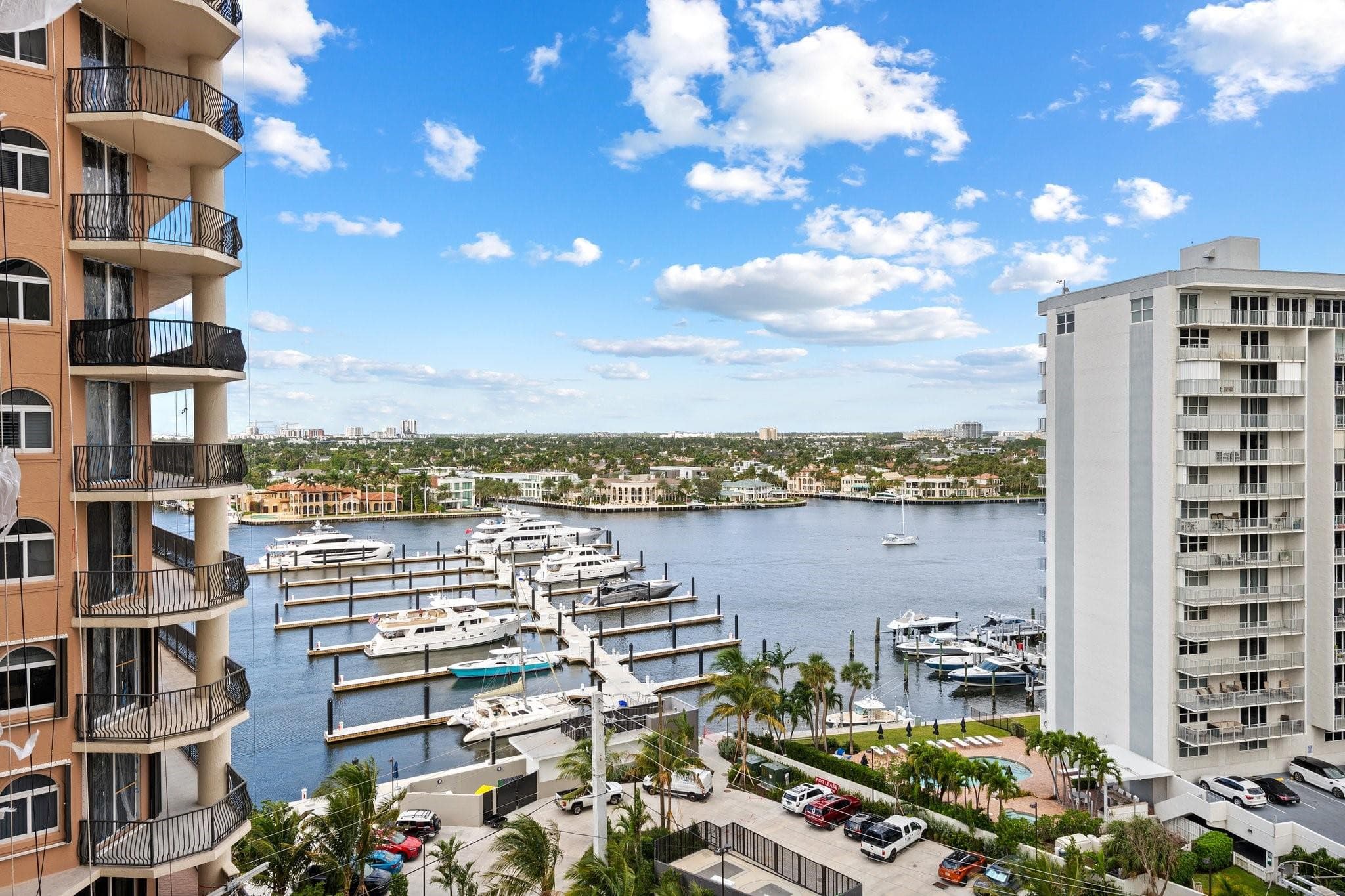 Condominium in Fort Lauderdale — photo 27 of 38