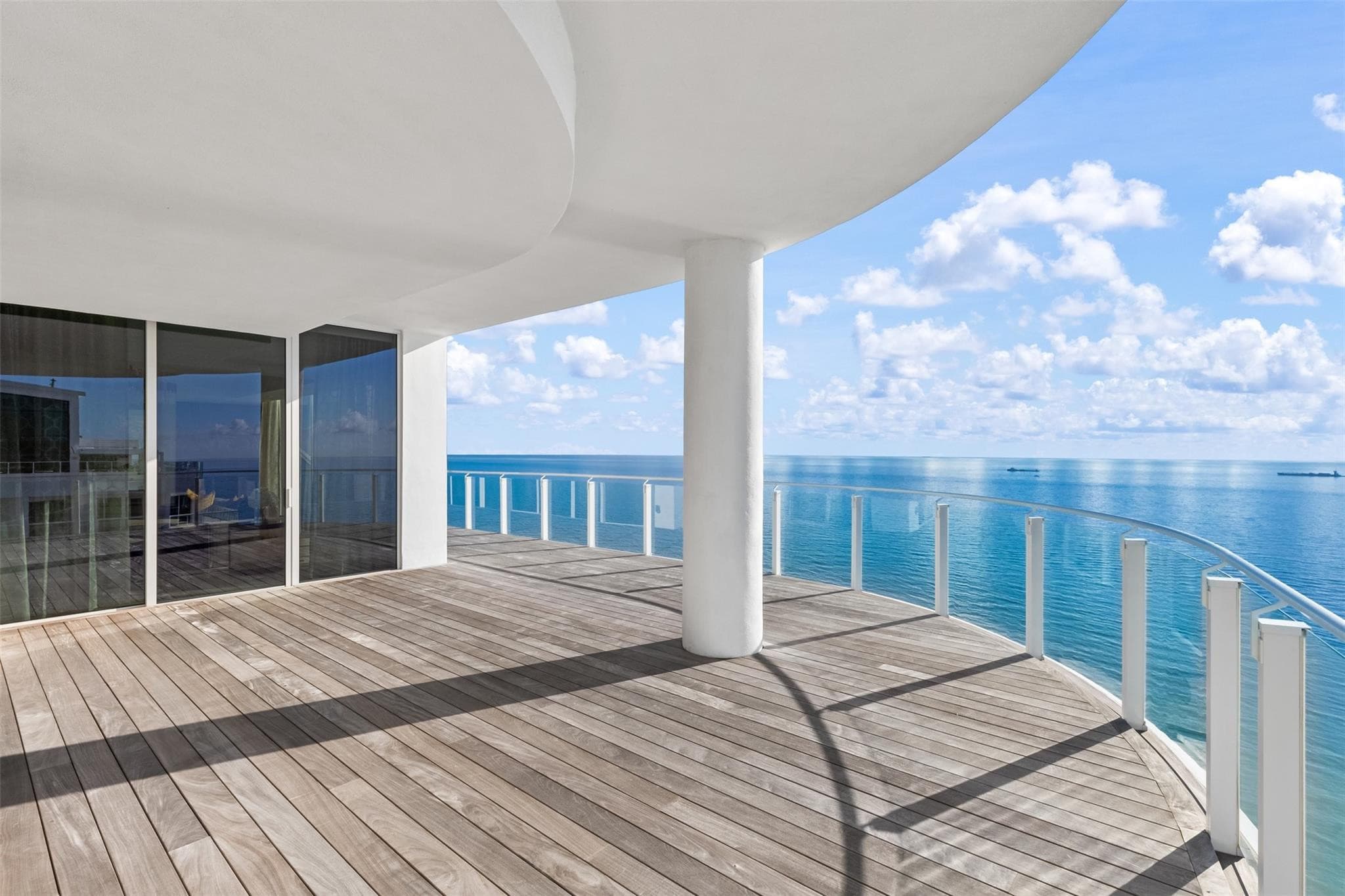 525 N Fort Lauderdale Beach Boulevard 2201, Fort Lauderdale, FL 33304 — photo 9 of 51