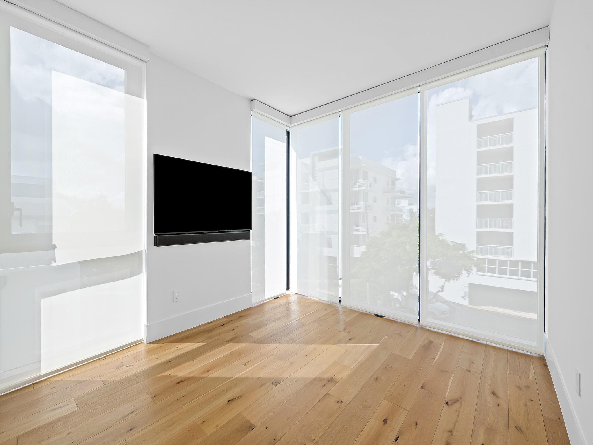 160 Isle Of Venice Drive 301, Fort Lauderdale, FL 33301 — photo 33 of 47