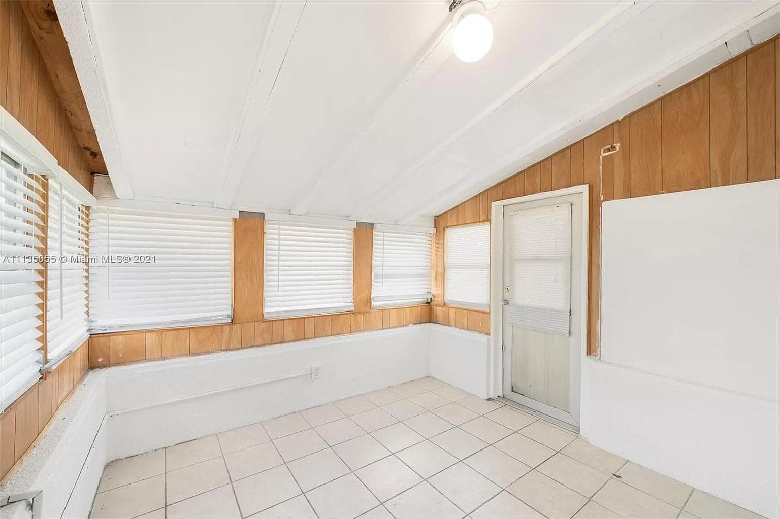 511 NW 18th Street, Pompano Beach, FL 33060 — photo 10 of 20