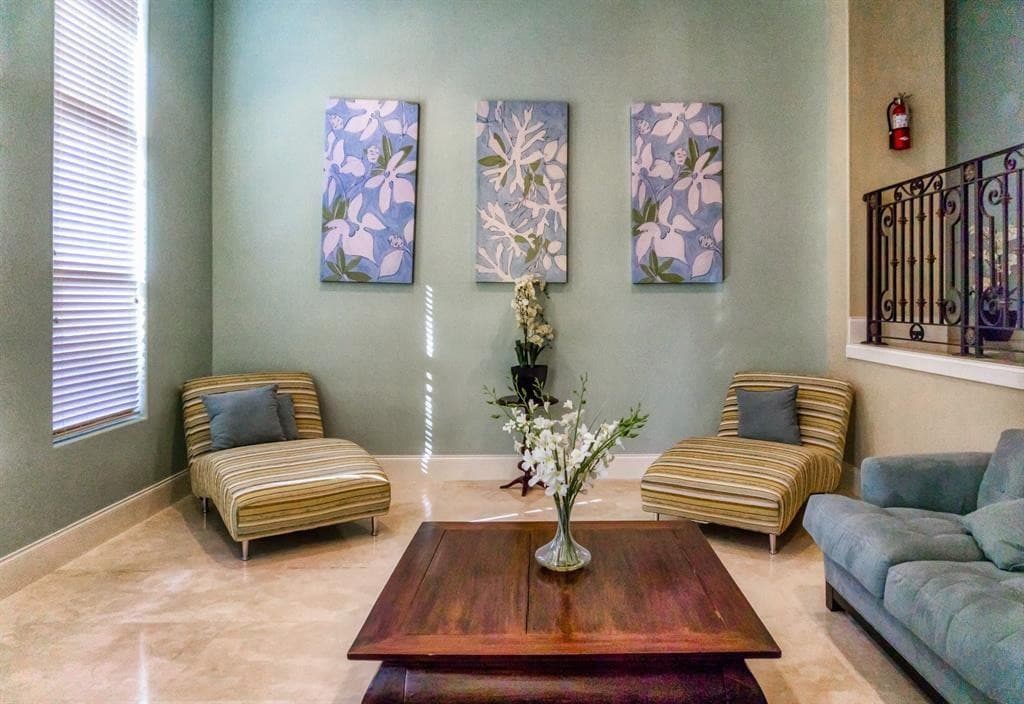 3035 Riomar Street, Fort Lauderdale, FL 33304 — photo 9 of 27