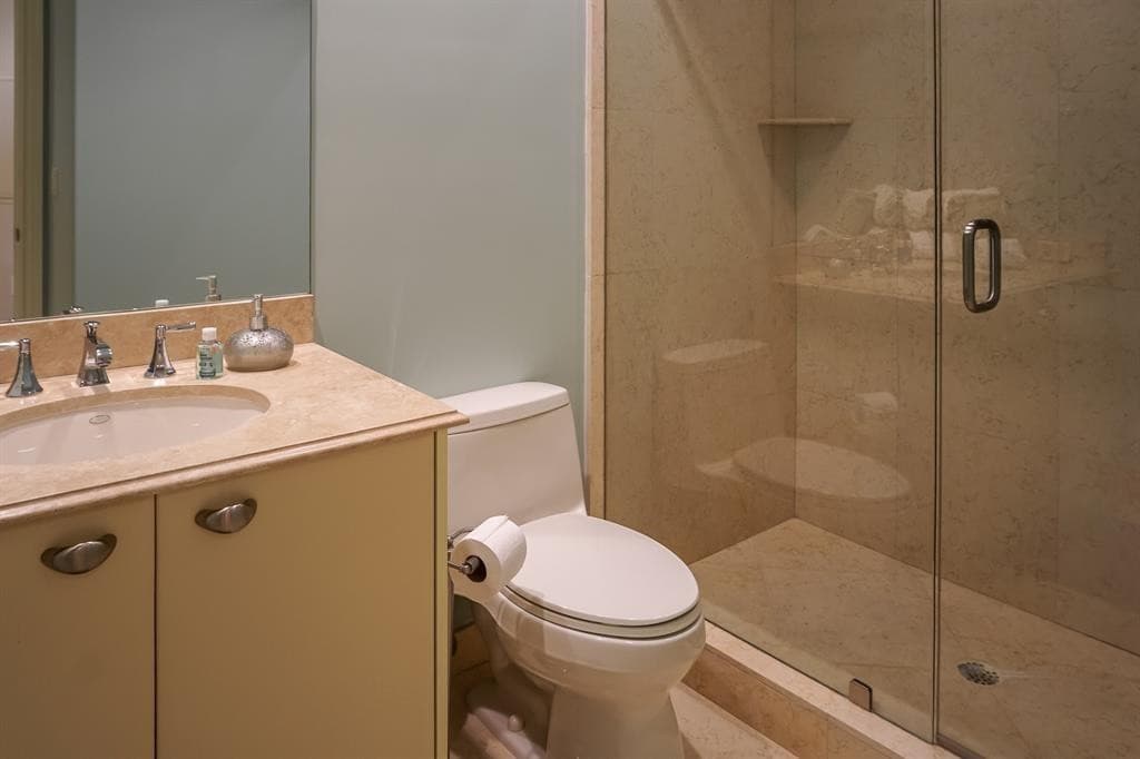 3035 Riomar Street, Fort Lauderdale, FL 33304 — photo 14 of 27