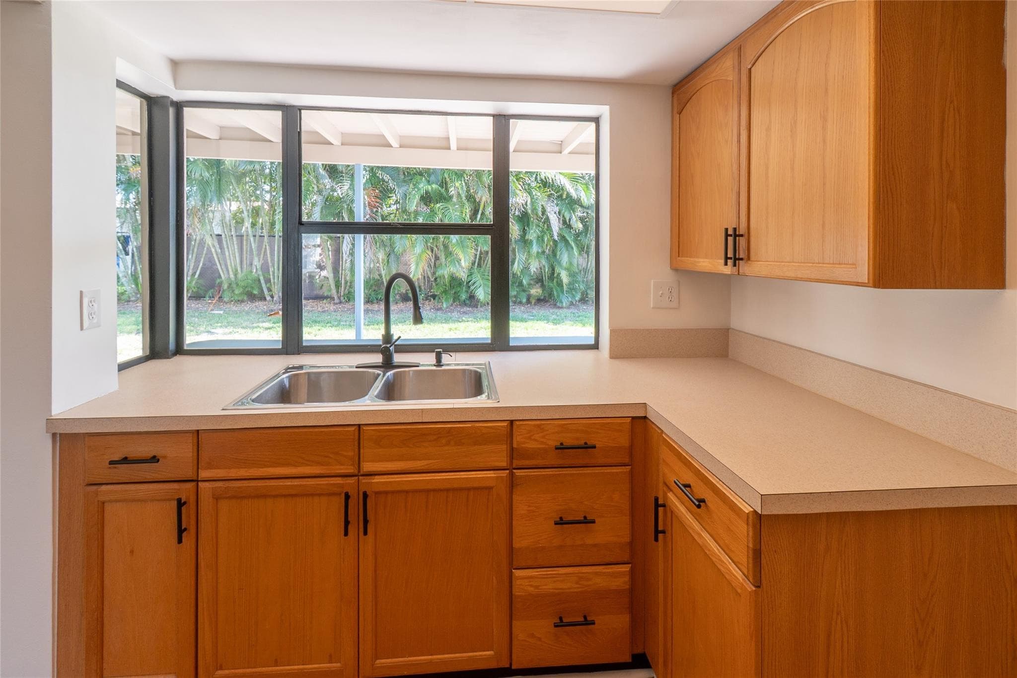 4714 NW 44th Street, Tamarac, FL 33319 — photo 7 of 26