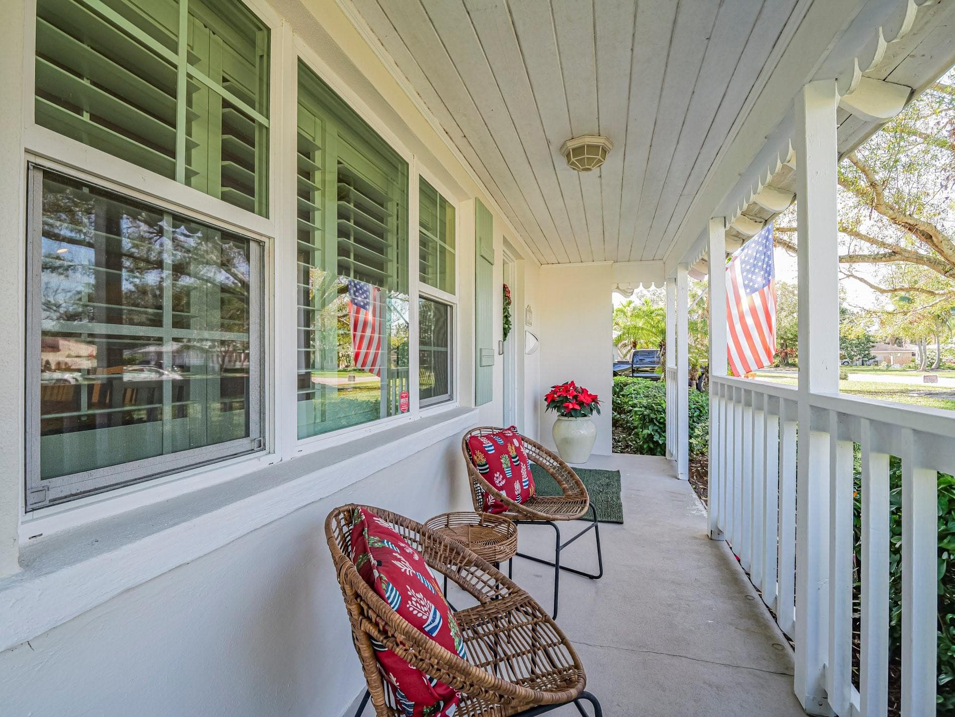 2180 Seville Avenue, Vero Beach, FL 32960 — photo 5 of 63