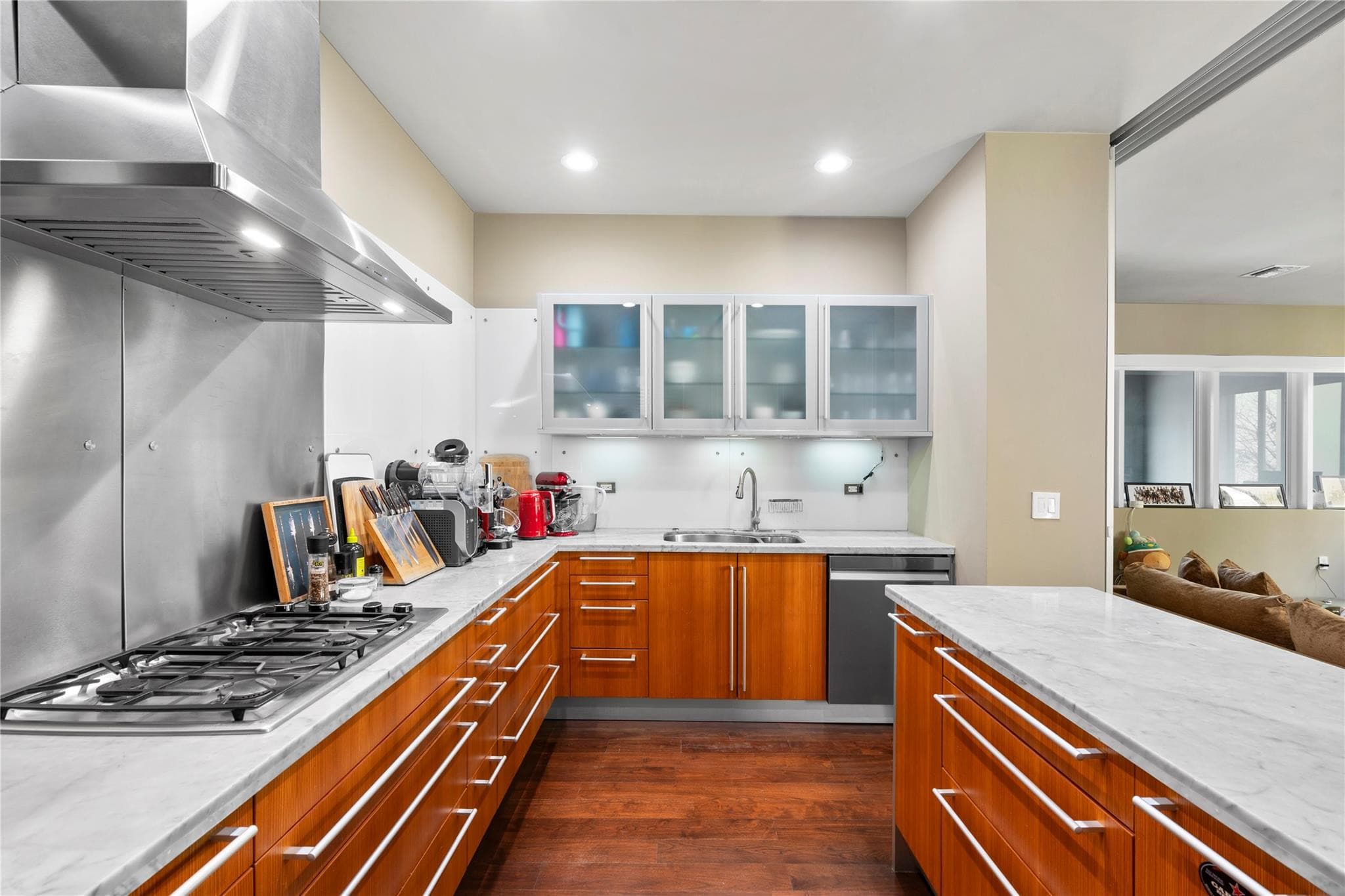 6001 Laguna Path, Miami Beach, FL 33141 — photo 21 of 89