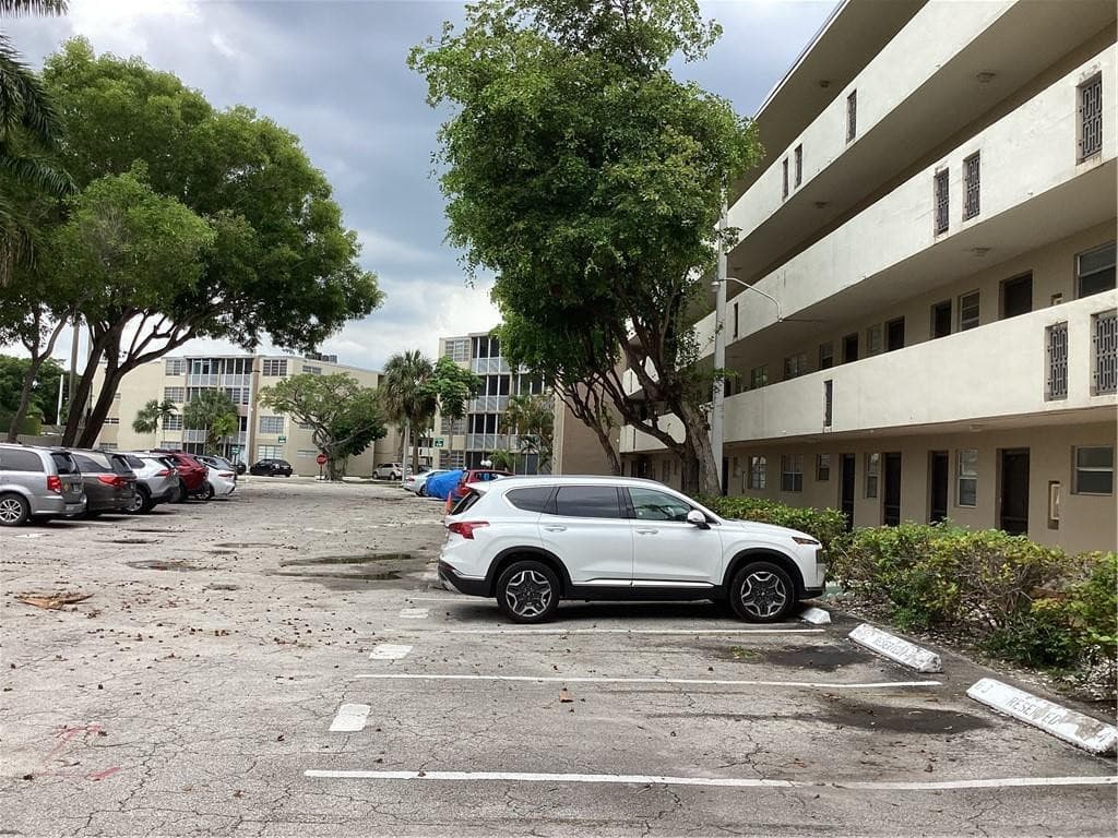 1710 NE 191st Street, Miami, FL 33179 — photo 21 of 25