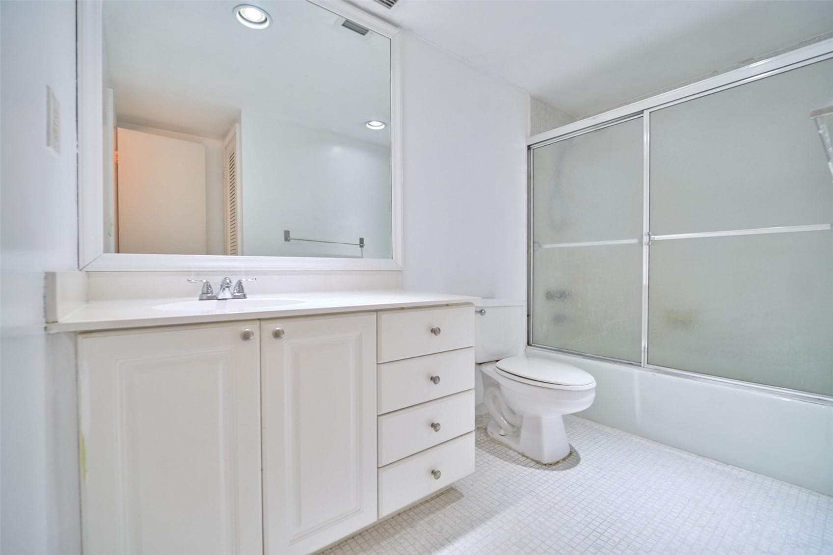 19390 Collins Avenue 212, Sunny Isles Beach, FL 33160 — photo 10 of 16