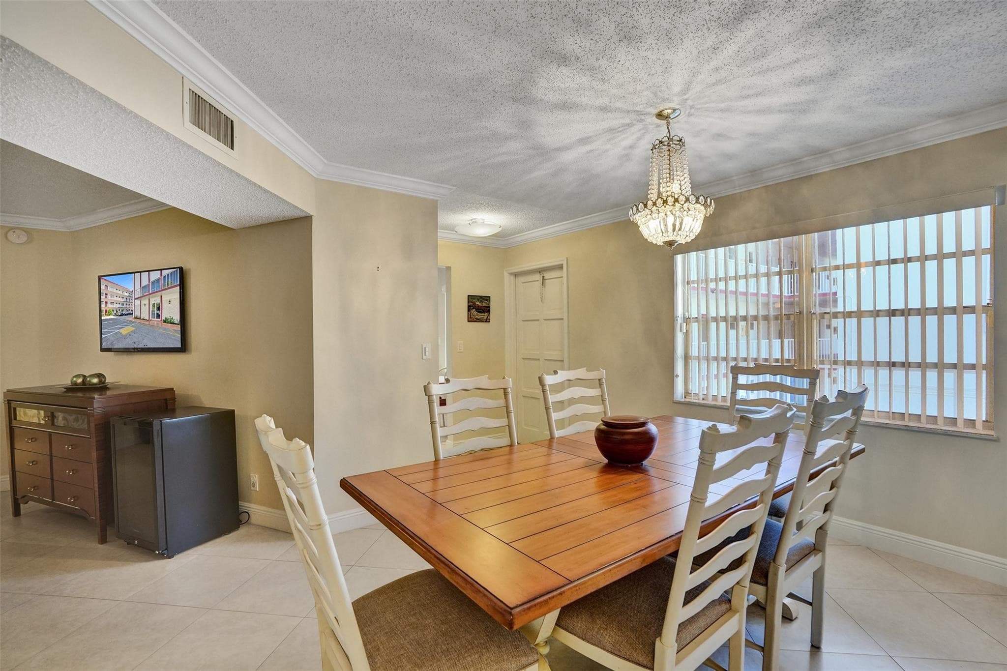 4270 NW 40th Street 211, Lauderdale Lakes, FL 33319 — photo 12 of 43