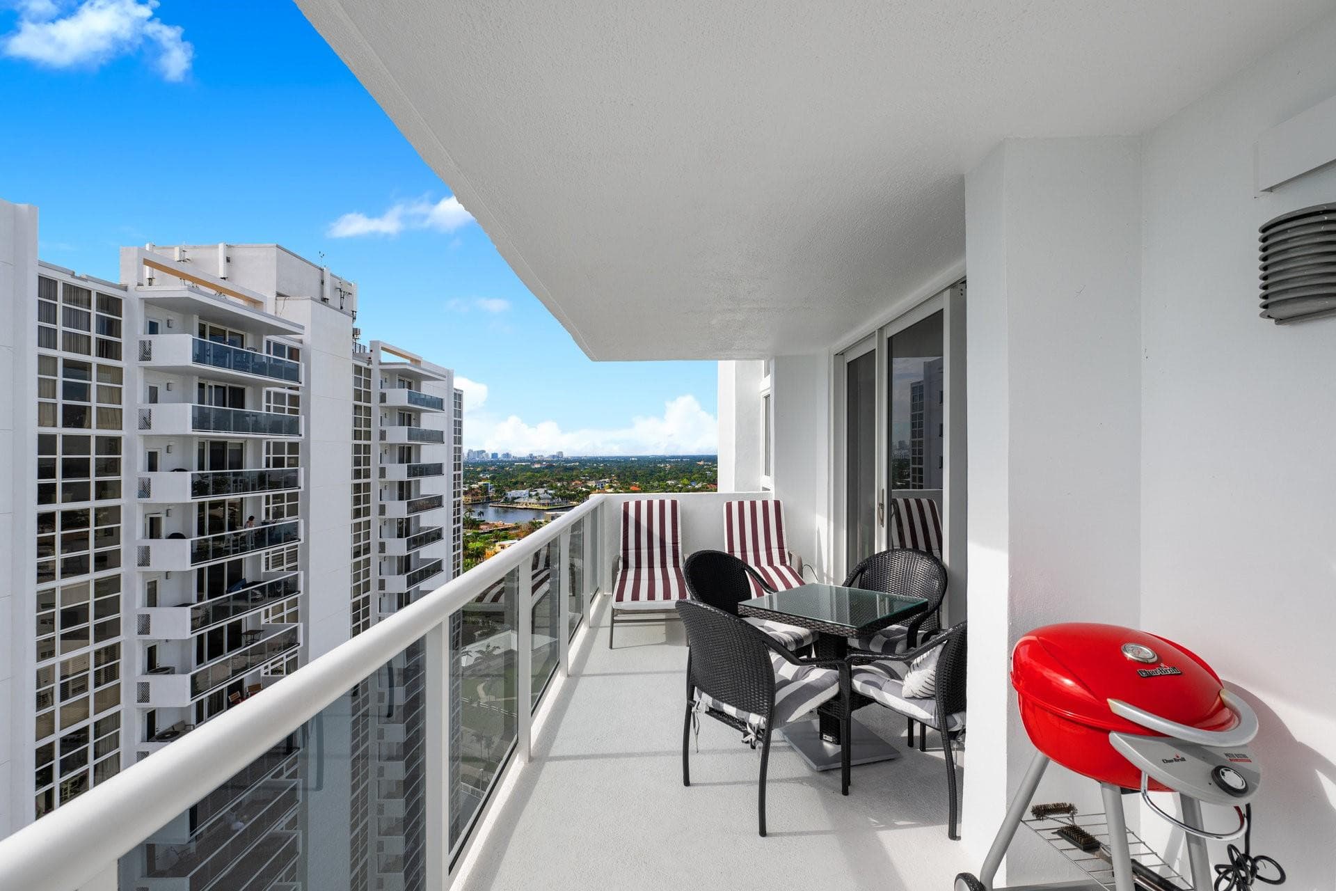 2715 N Ocean Boulevard 17D, Fort Lauderdale, FL 33308 — photo 23 of 33